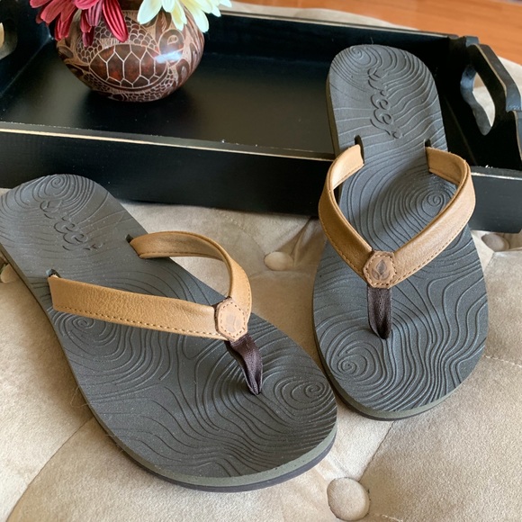 reef zen love women's sandals